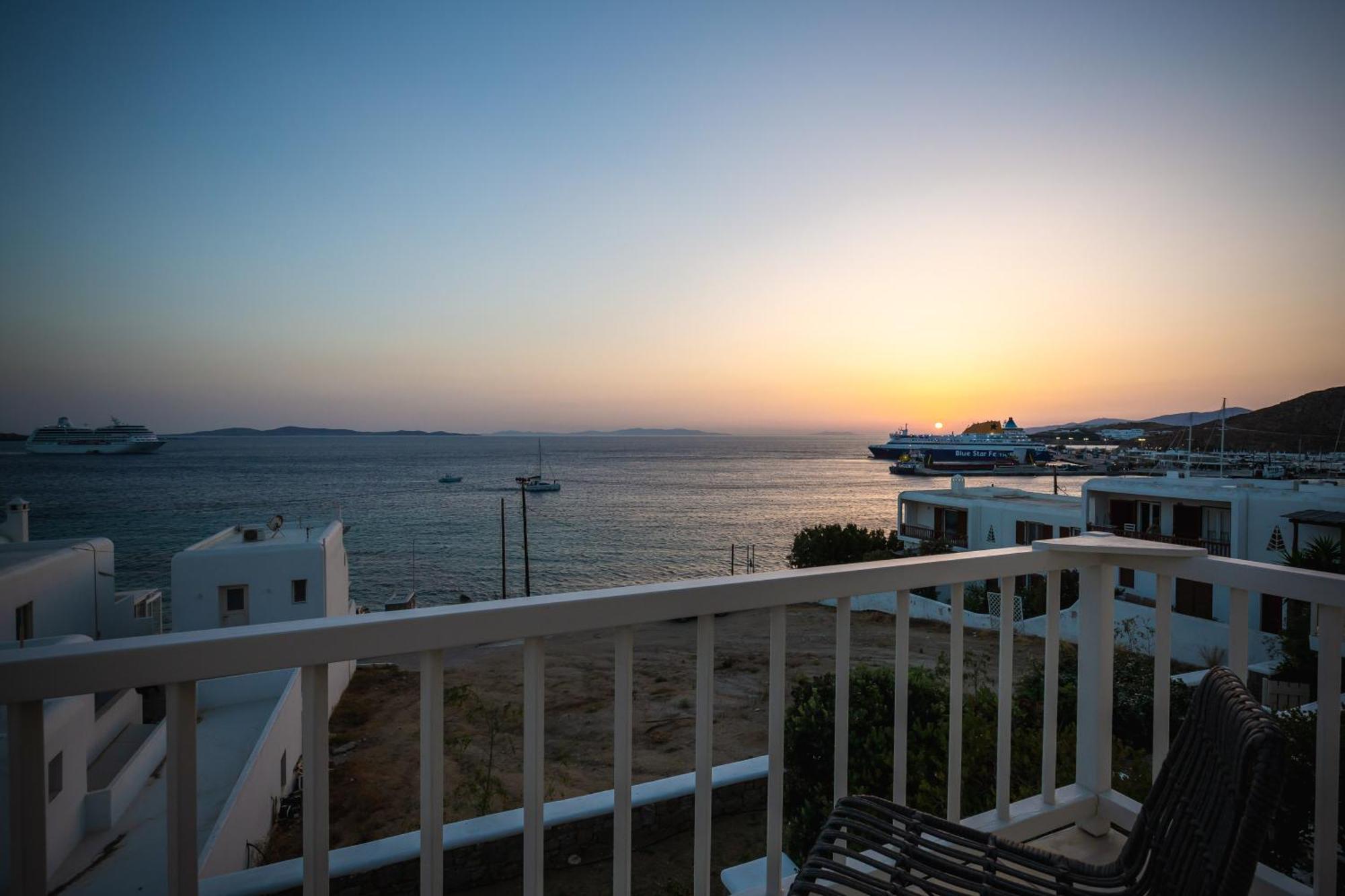 Namaste Boutique Apartments Mykonos Тоурлос Экстерьер фото